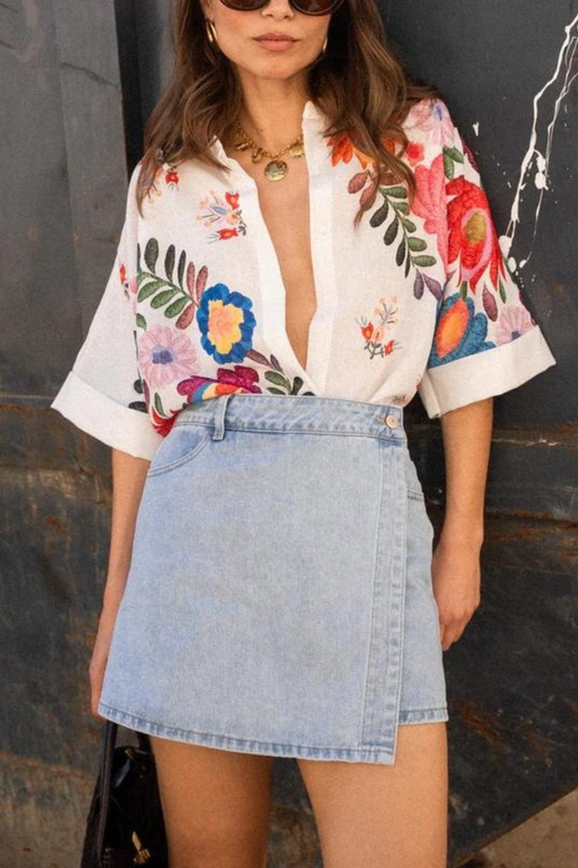 Women's Floral Print Shirt – Oversized Button-Down & Botanical Detail