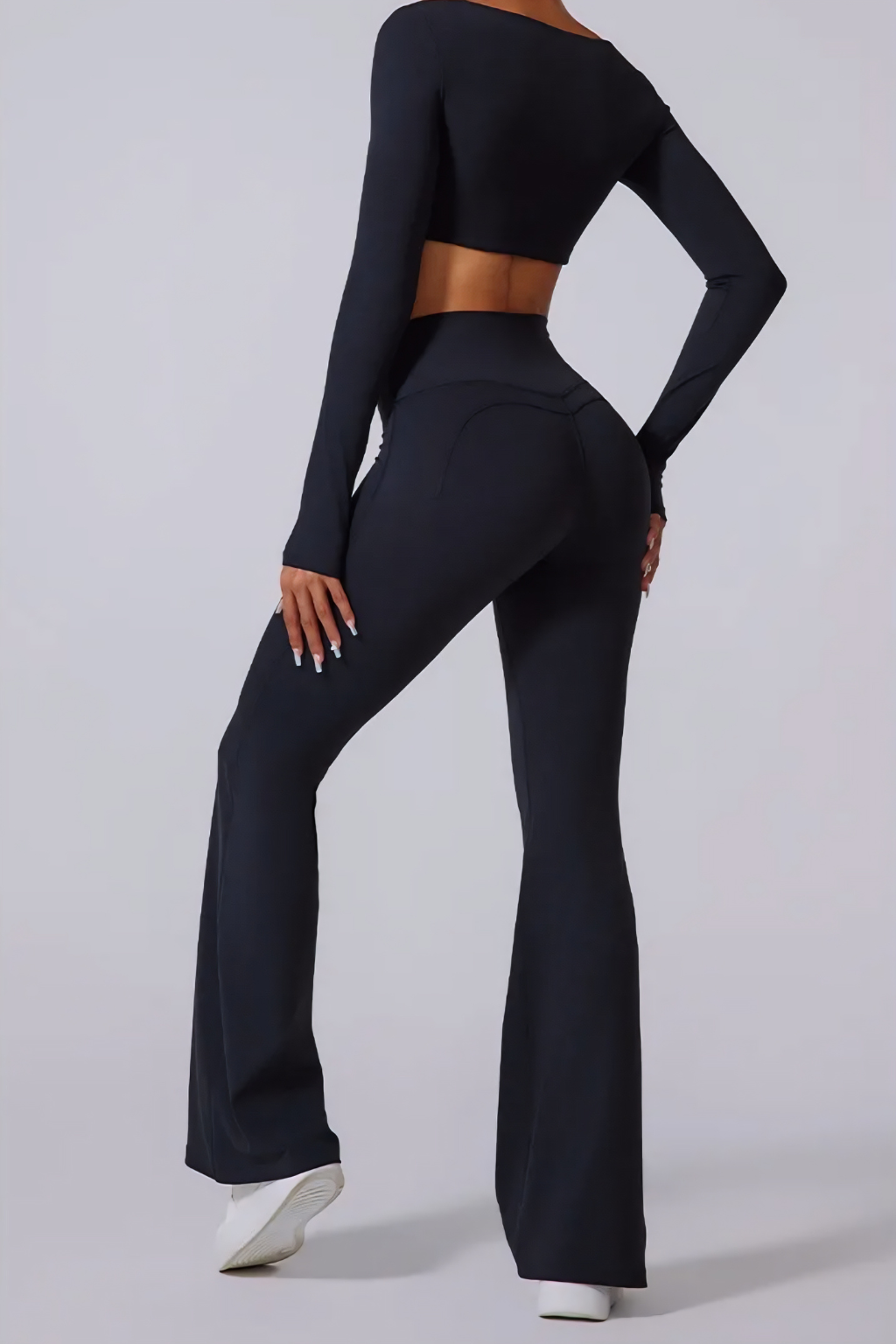 Sleek Flared Pants Two-Piece Set – Long-Sleeve Crop Top & High-Waist Fit