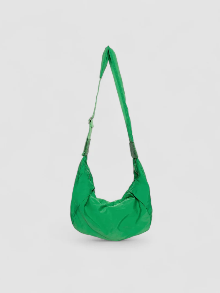 Lightweight Puffer Shoulder Bag – Water-Resistant & Spacious