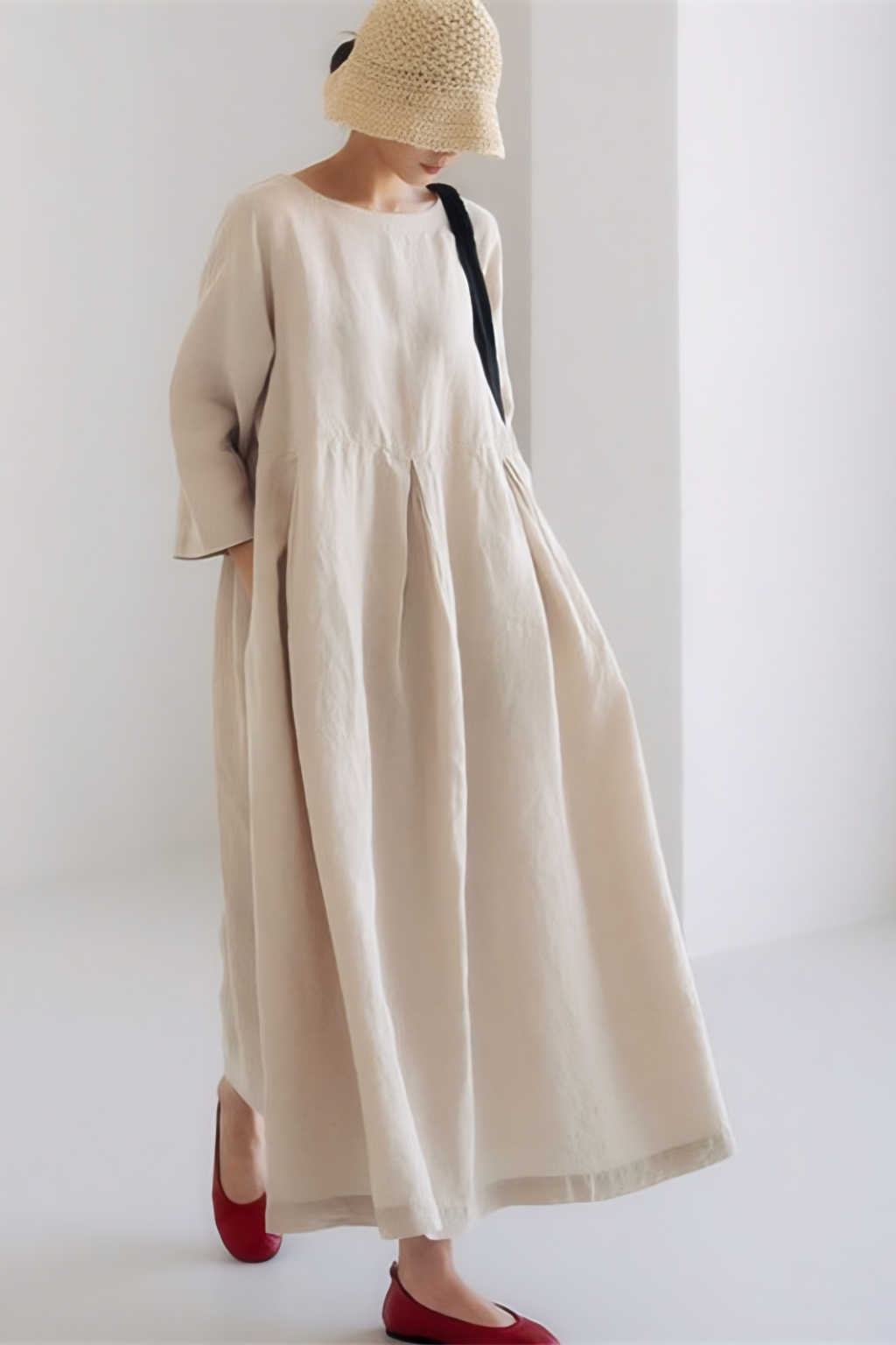 Relaxed Pleated Midi Dress – Effortless Comfort & Modern Simplicity