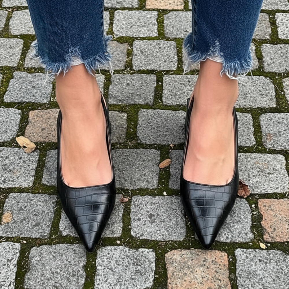 Pointed-Toe Slingback Block Heel Pumps – Elegant and Comfortable Fit