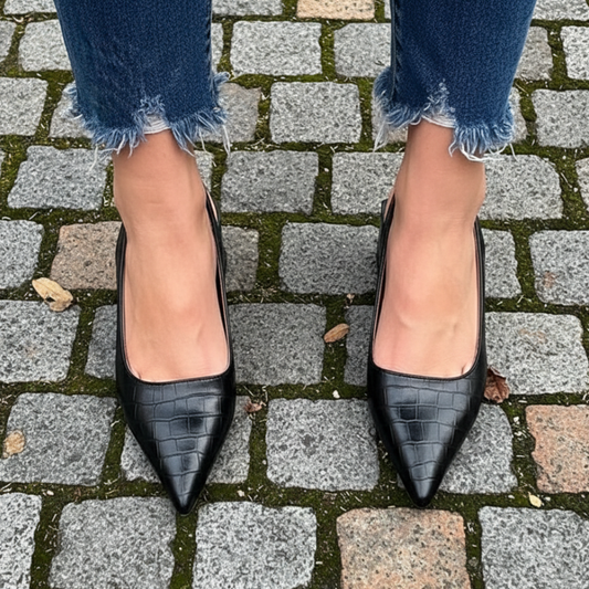 Pointed-Toe Slingback Block Heel Pumps – Elegant and Comfortable Fit