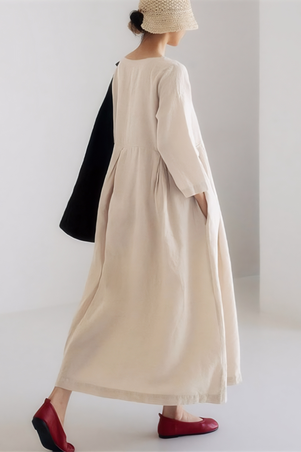 Relaxed Pleated Midi Dress – Effortless Comfort & Modern Simplicity