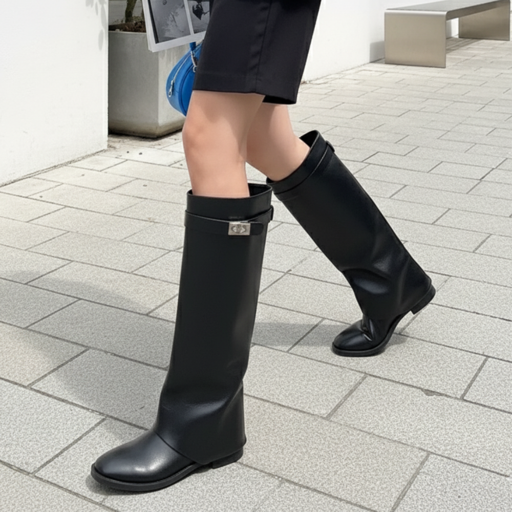 Knee High Leather Boots – Polished Buckle Detail and Sleek Silhouette