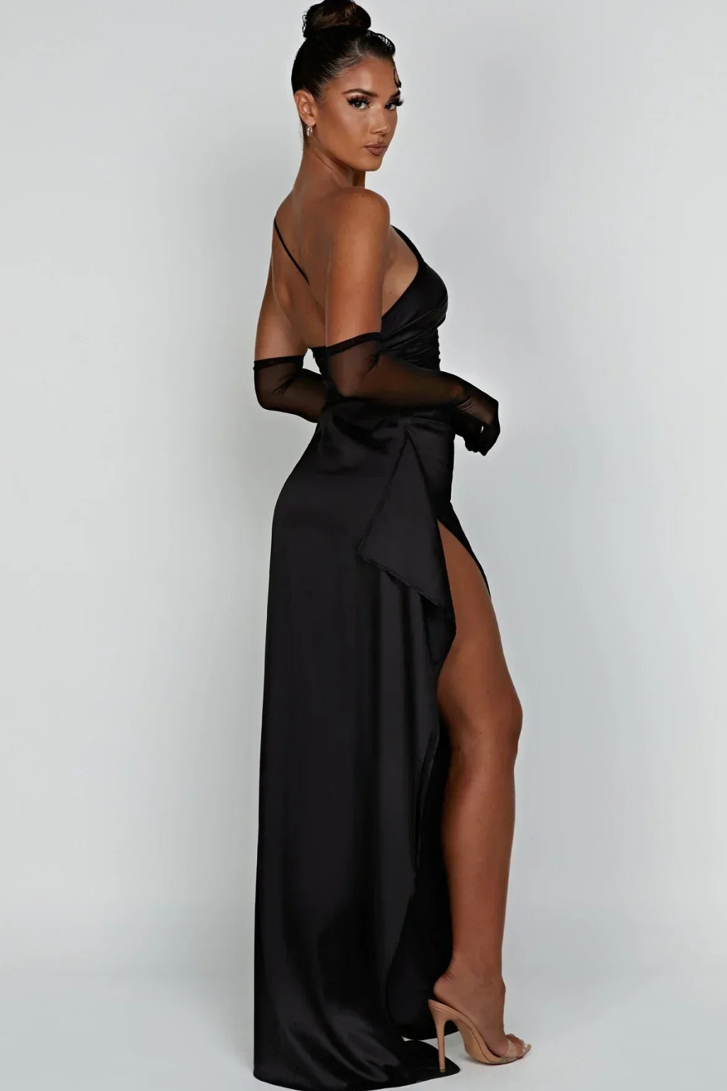 Satin One-Shoulder Evening Dress – Elegant Maxi Silhouette & High Split