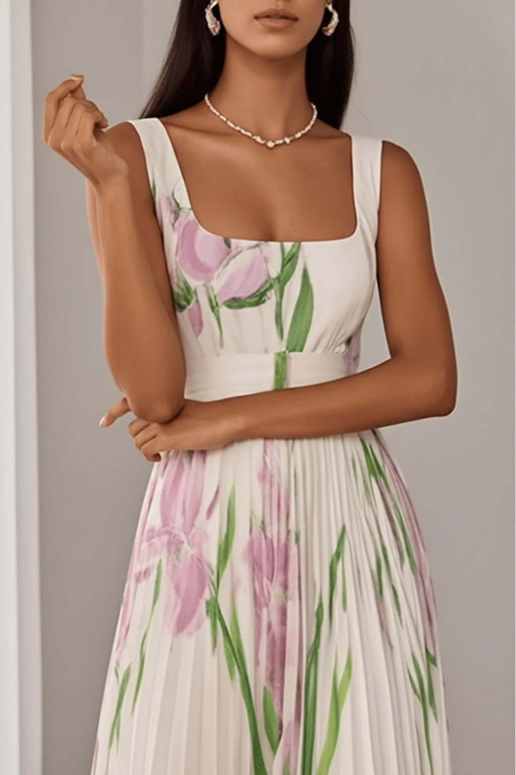 Elegant Sleeveless Floral Pleated Maxi Dress – Square Neck Evening Silhouette