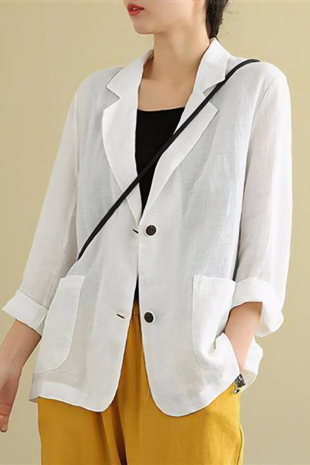Chic Rolled-Sleeve Blazer – Relaxed Fit & Front Pocket Detailing