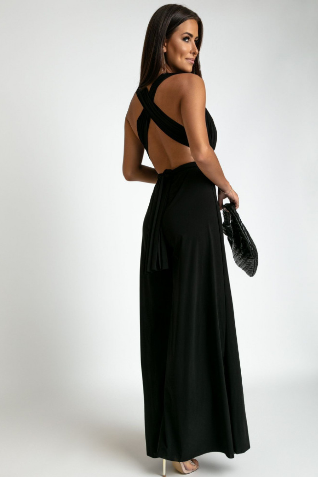 Elegant Wide-Leg Jumpsuit – Deep V-Neck Sleeveless Silhouette & Open Back
