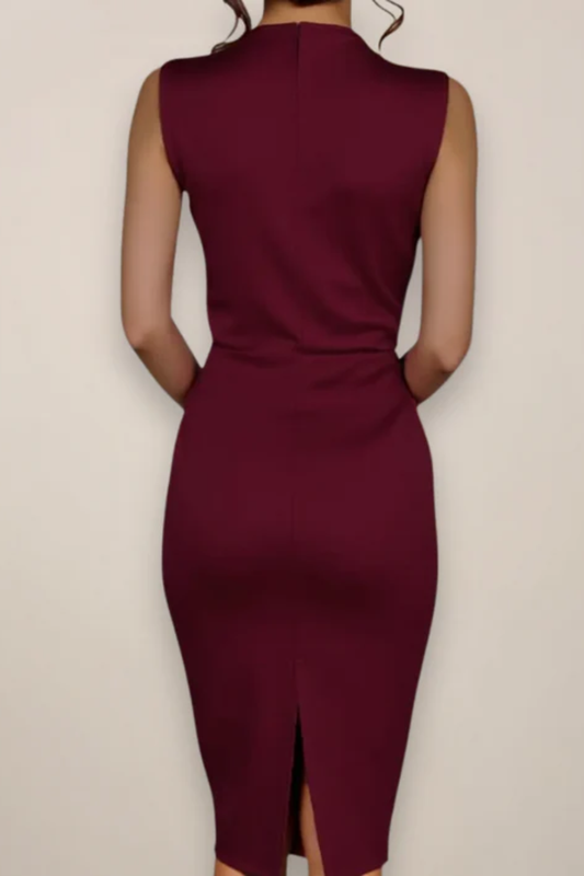Sleeveless Sheath Midi Dress – Elegant Work and Event Wear