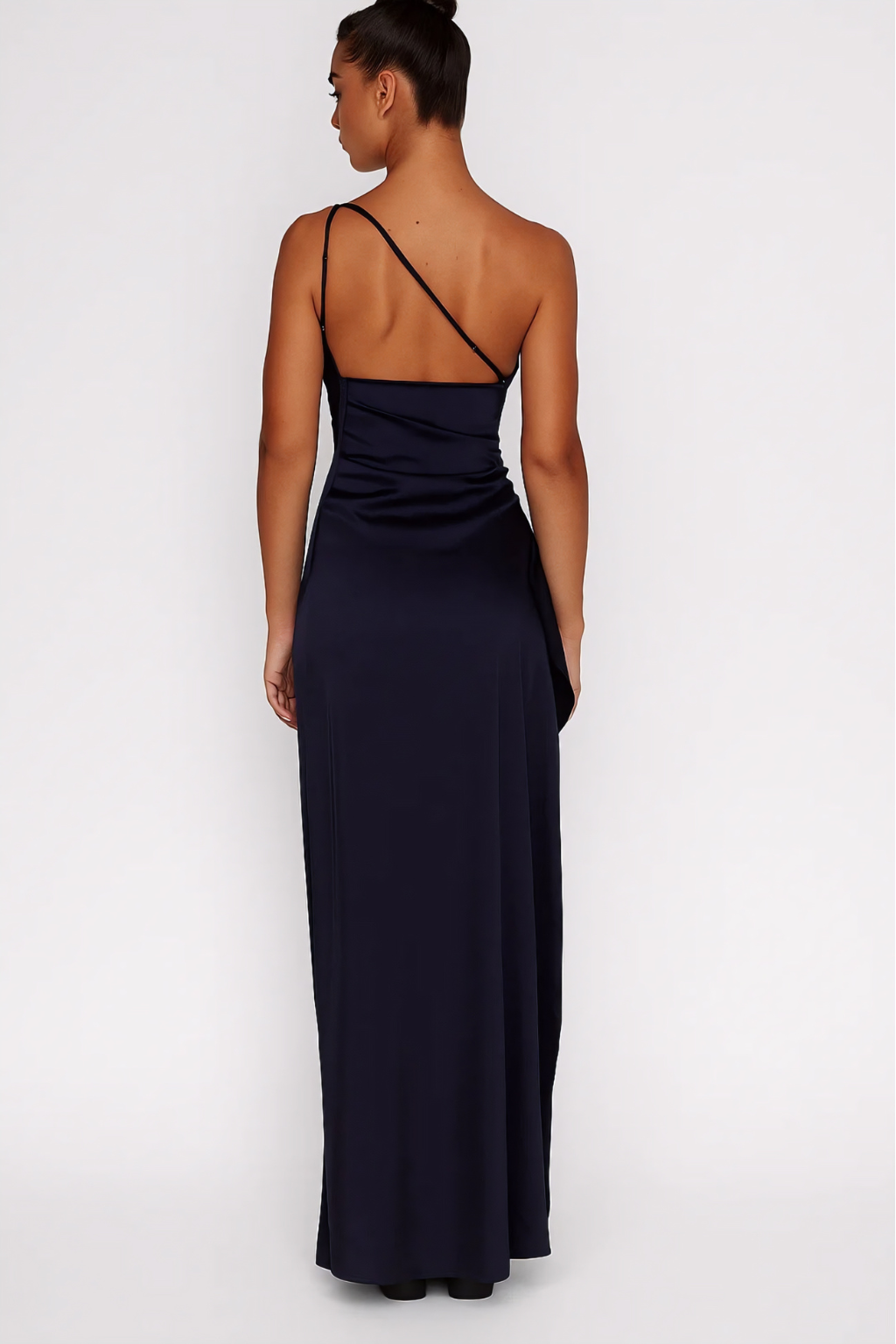 Sophisticated One-Shoulder Maxi Dress – Timeless Draped Silhouette