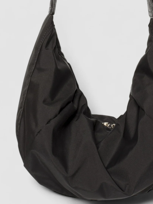 Lightweight Puffer Shoulder Bag – Water-Resistant & Spacious