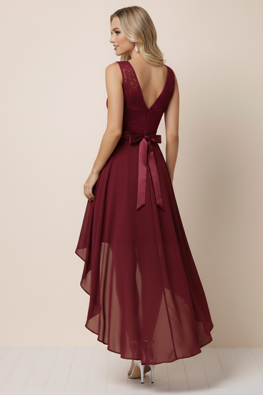 High-Low Evening Dress – Lace Bodice & Flowing Asymmetrical Silhouette