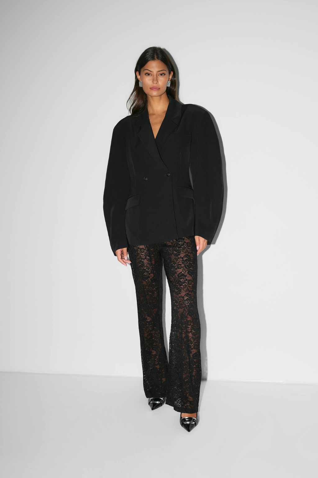 Elegant Lace Trousers – High-Waist Flared Evening Pants