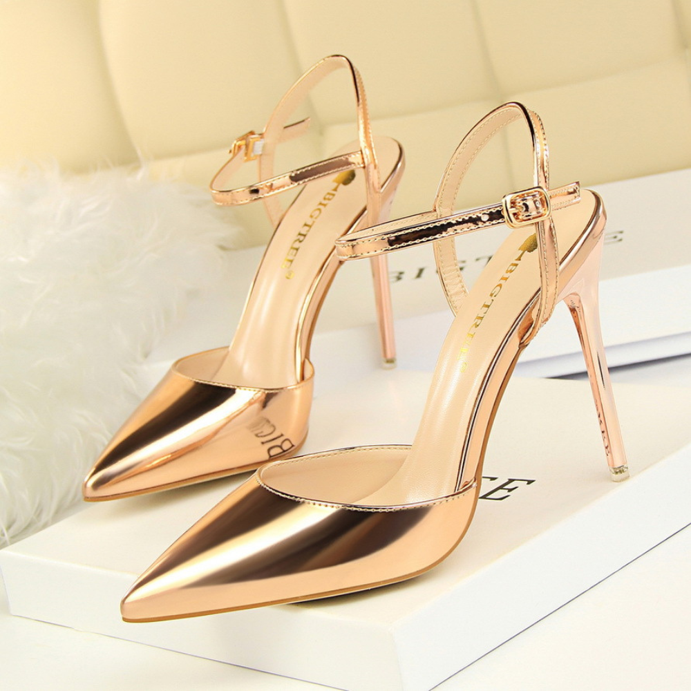 Classic Stiletto Heels – Pointed Toe & Ankle Strap