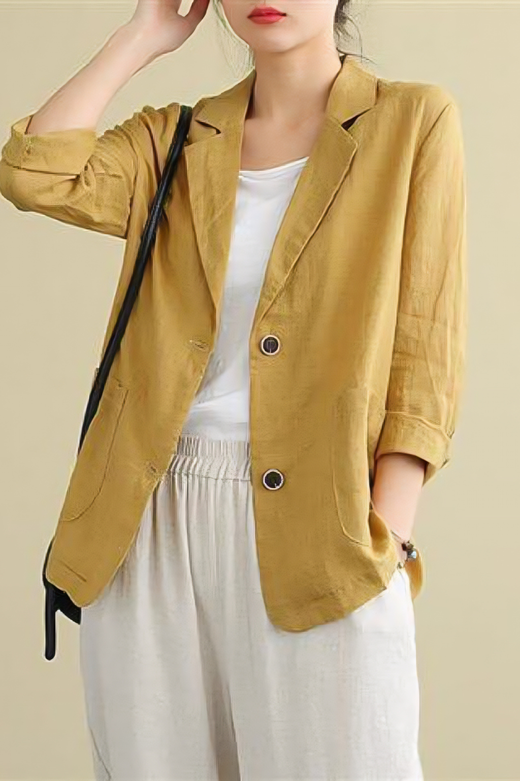 Chic Rolled-Sleeve Blazer – Relaxed Fit & Front Pocket Detailing