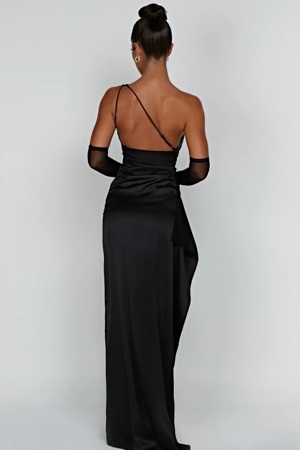 Satin One-Shoulder Evening Dress – Elegant Maxi Silhouette & High Split
