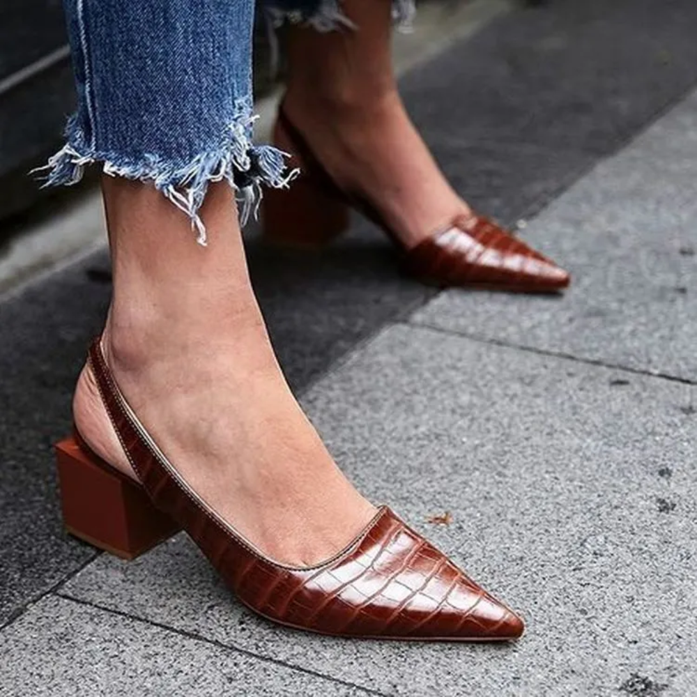 Pointed-Toe Slingback Block Heel Pumps – Elegant and Comfortable Fit