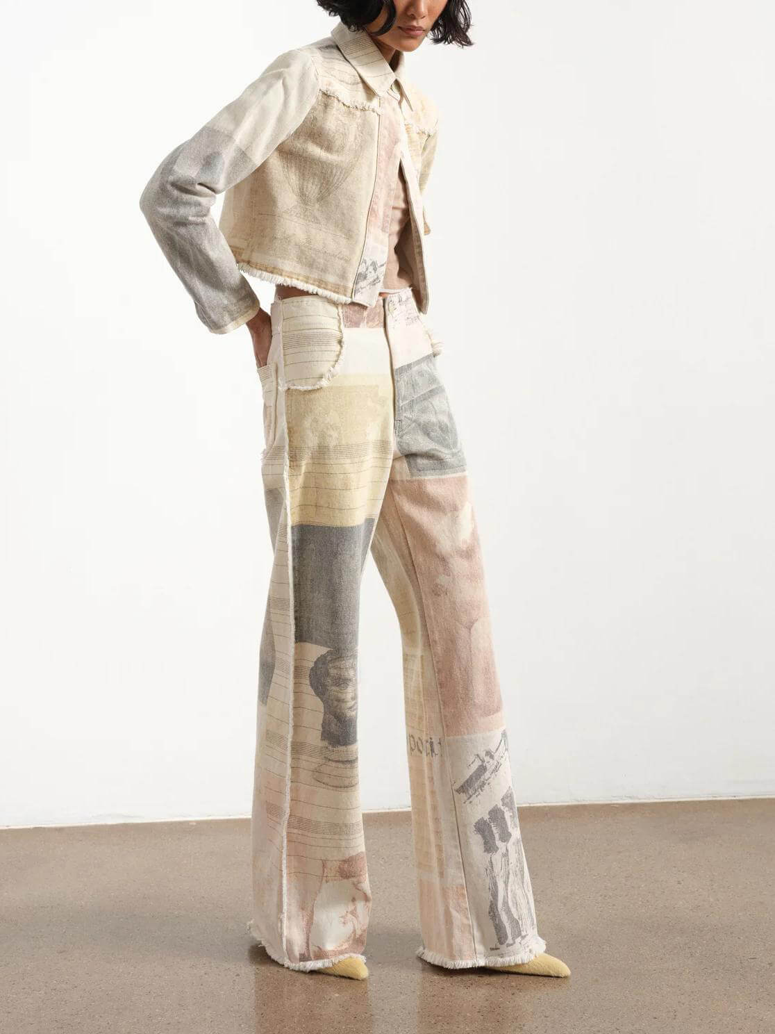 Women's Wide Leg Pants – Classical Art Print & Frayed Pocket Detail