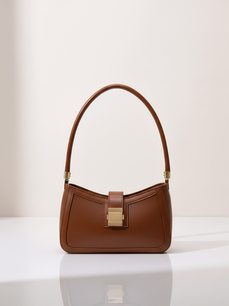 Chic Black Leather Shoulder Bag – Timeless Minimalist Design with Gold Clasp