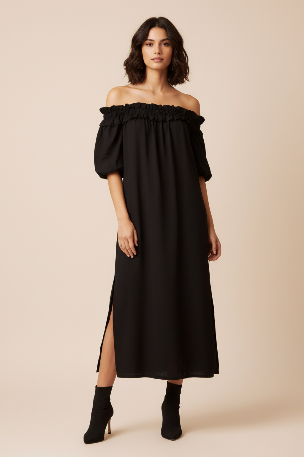Romantic Off-Shoulder Ruffle Maxi Dress – Flowing Silhouette & Side-Split Elegance
