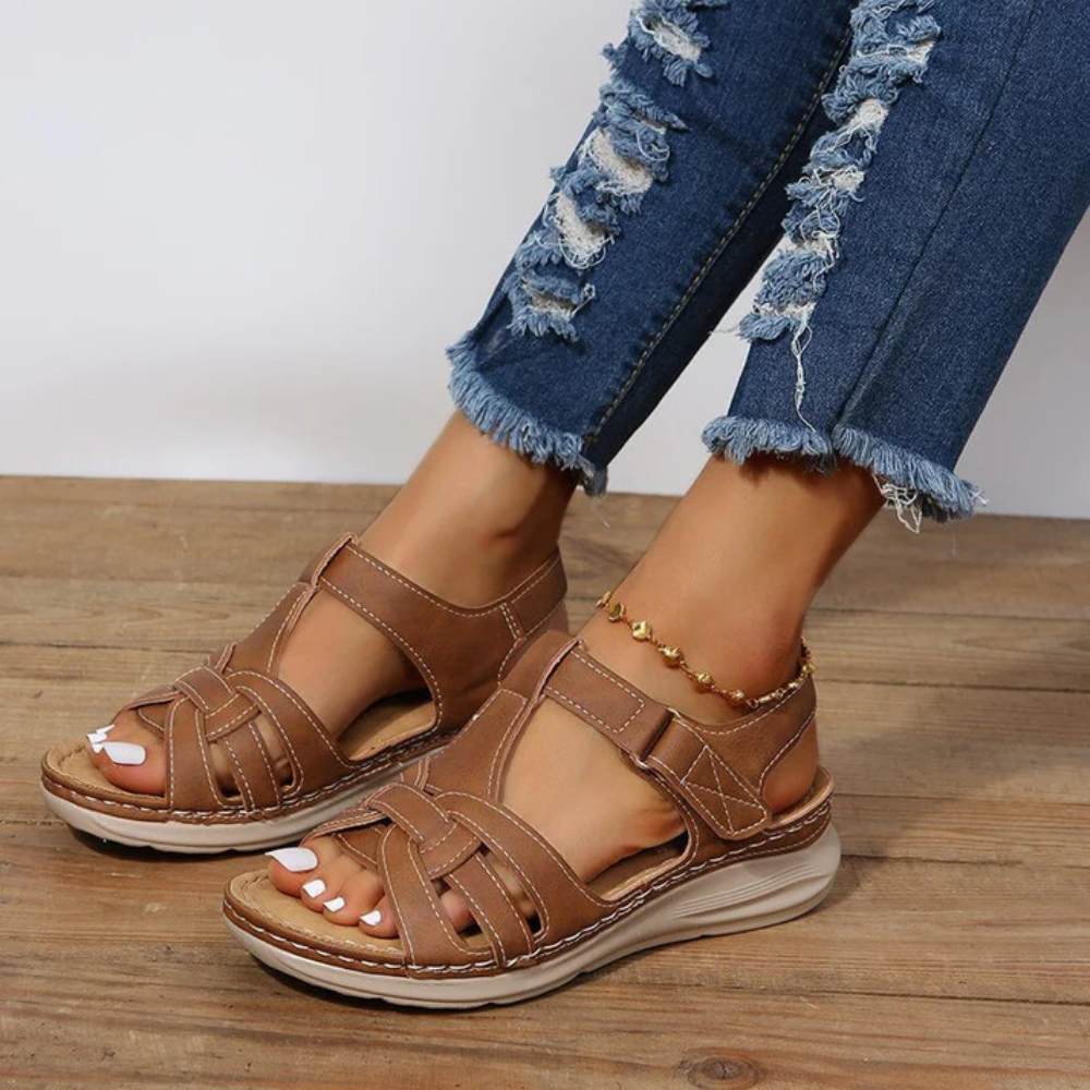 Modern Hiking Sandals – Supportive Cushioned Sole and Secure Strap