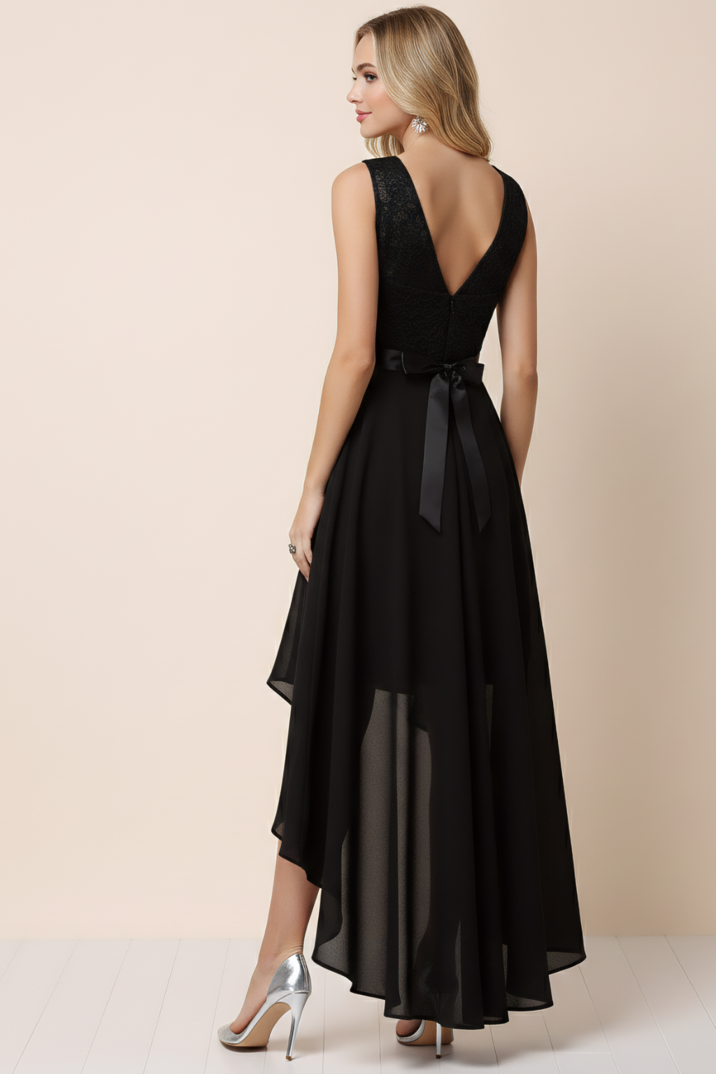 High-Low Evening Dress – Lace Bodice & Flowing Asymmetrical Silhouette