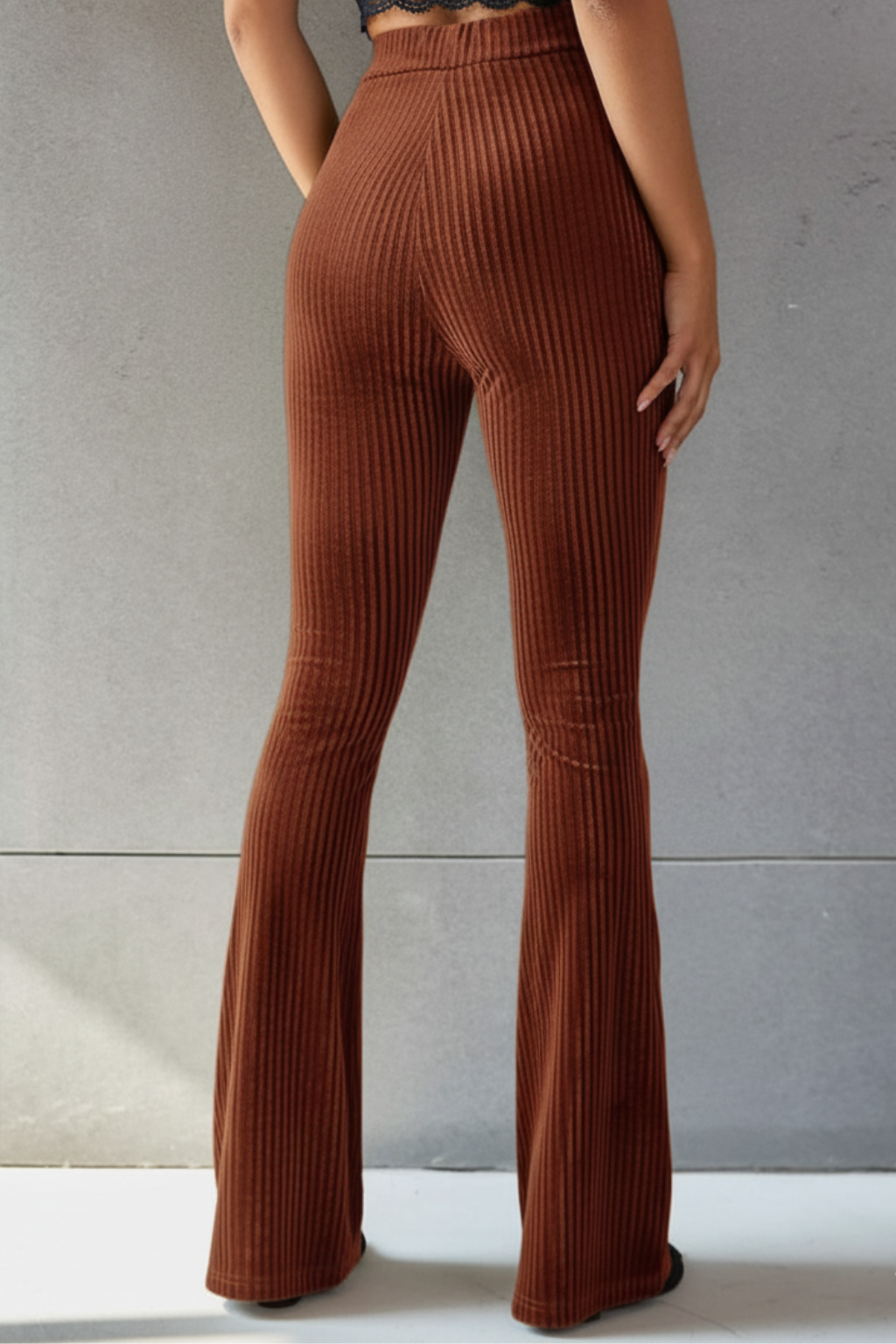Chic High-Waist Flared Pants – Ribbed Texture & Elongated Silhouette