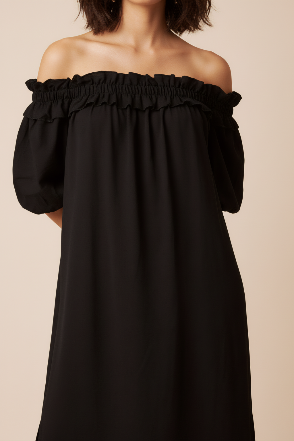 Romantic Off-Shoulder Ruffle Maxi Dress – Flowing Silhouette & Side-Split Elegance