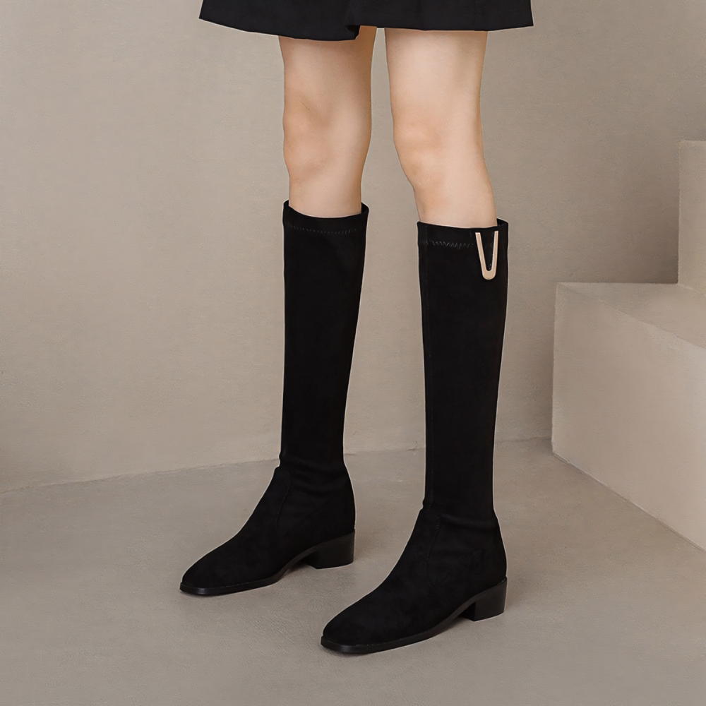 Women’s Soft-Fit Knee-High Boots – Low Heel & Sleek Walking Style