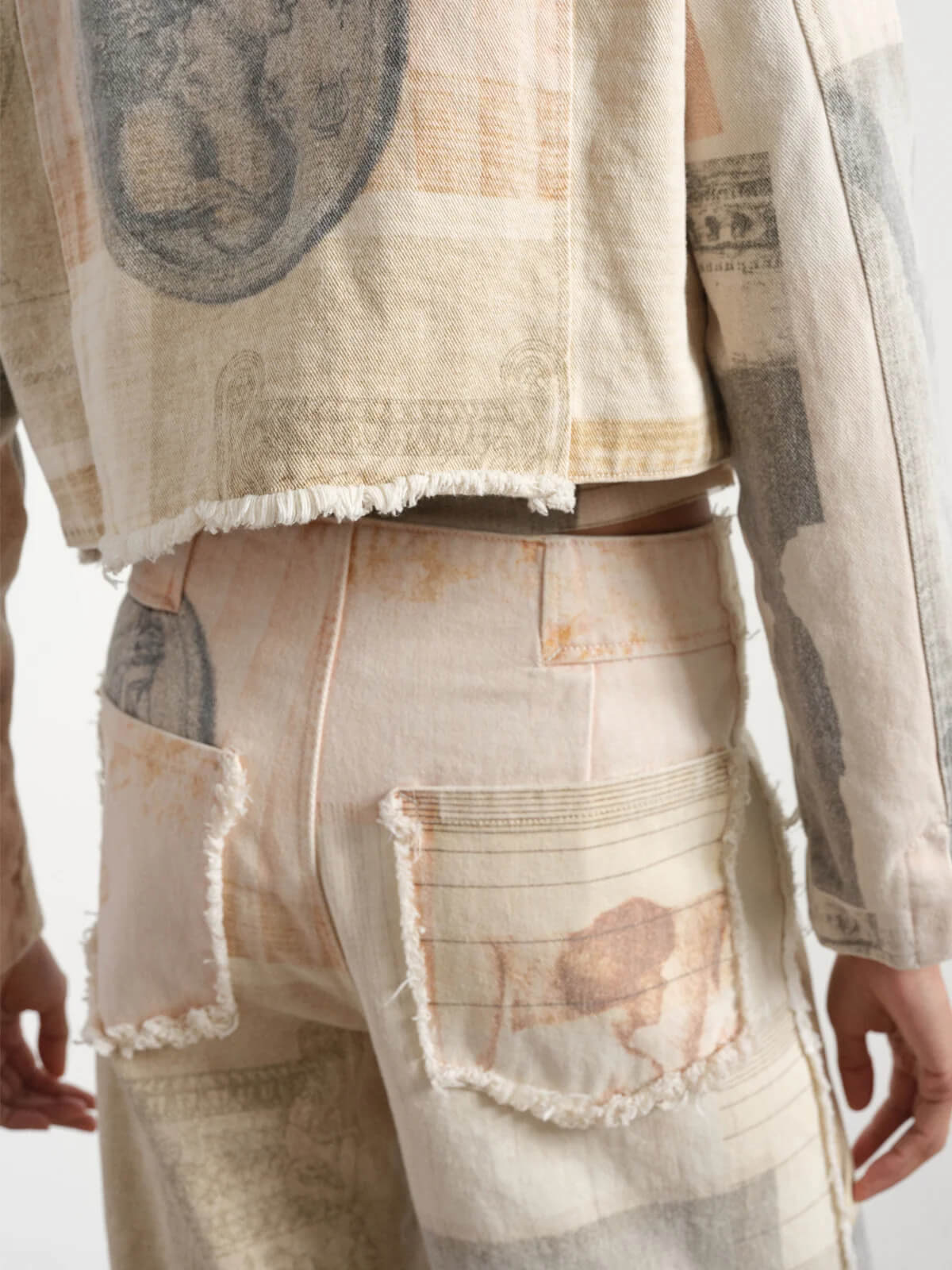 Women's Wide Leg Pants – Classical Art Print & Frayed Pocket Detail