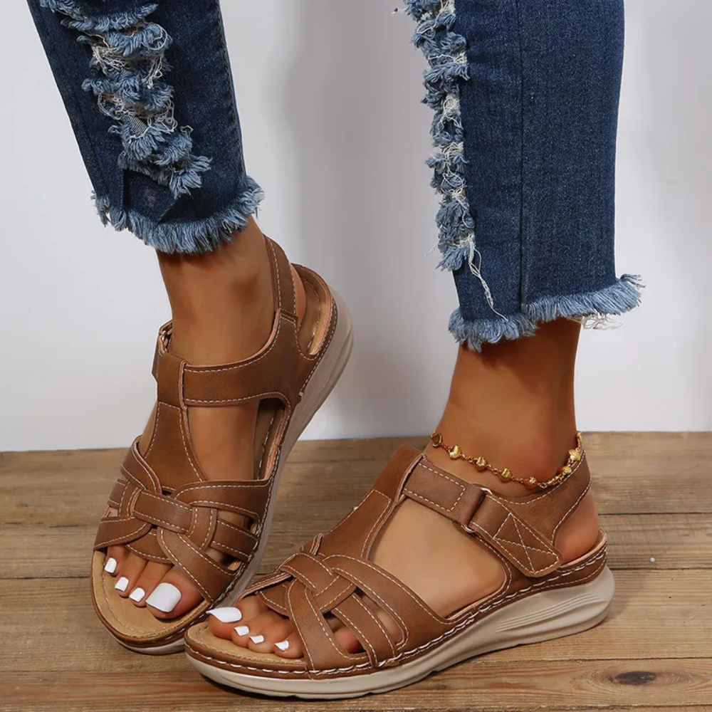 Modern Hiking Sandals – Supportive Cushioned Sole and Secure Strap