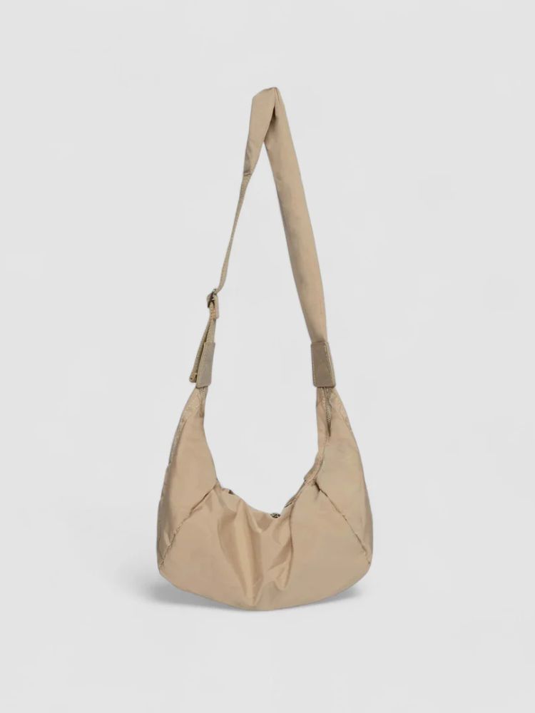 Lightweight Puffer Shoulder Bag – Water-Resistant & Spacious