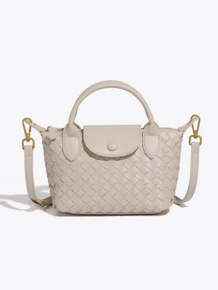 Woven Mini Crossbody Bag – Compact & Sophisticated