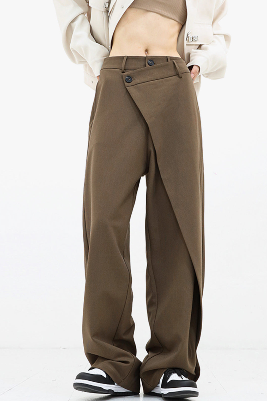 Modern Wide-Leg Pants – Asymmetric Waist Detail & Relaxed Silhouette