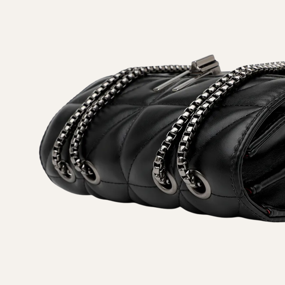 Women's Quilted Crossbody Bag – Chain Strap & Gunmetal Clasp Detail