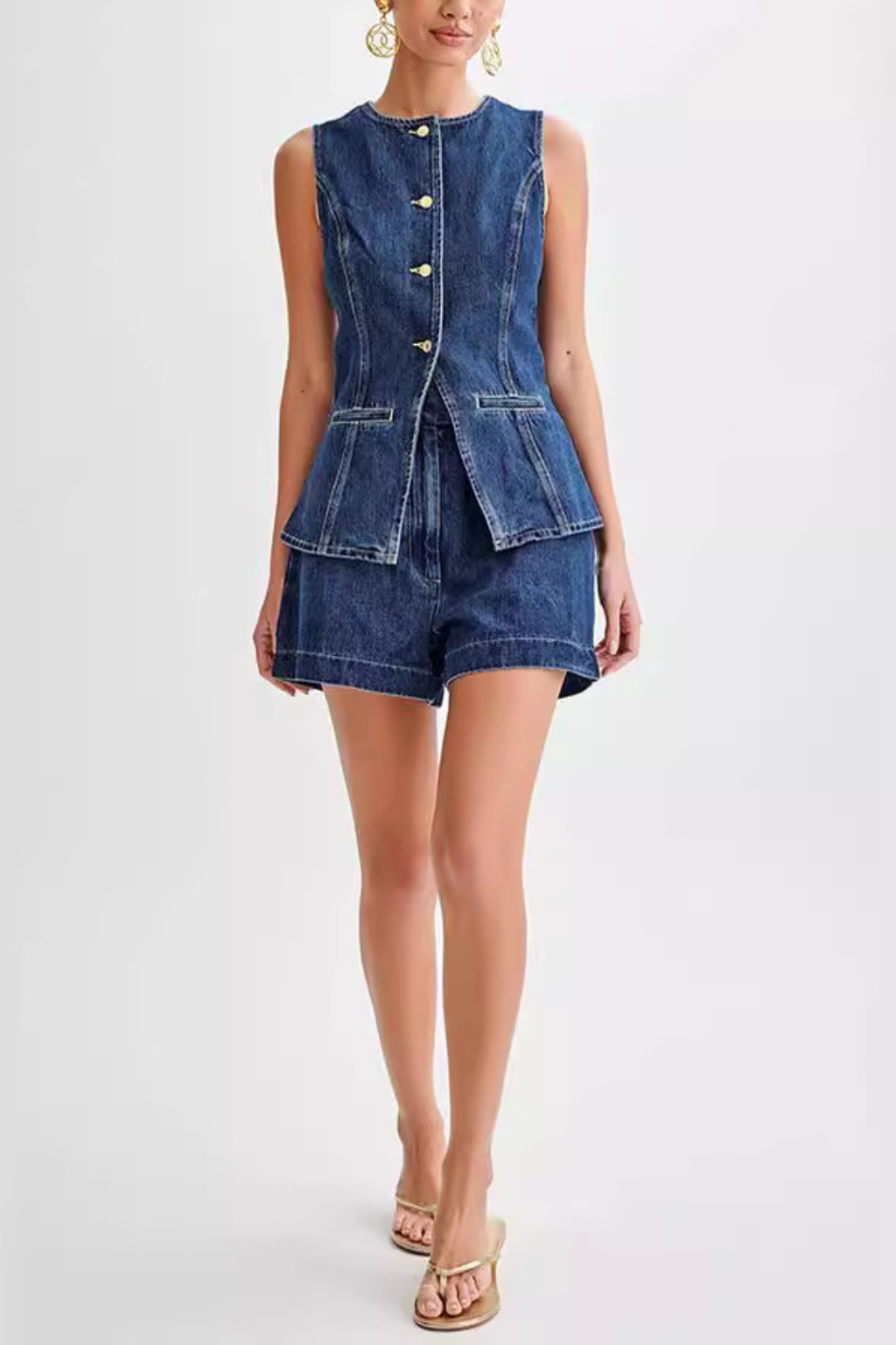 Refined Sleeveless Denim Two-Piece Set – Button-Up Vest Top & High-Waist Shorts